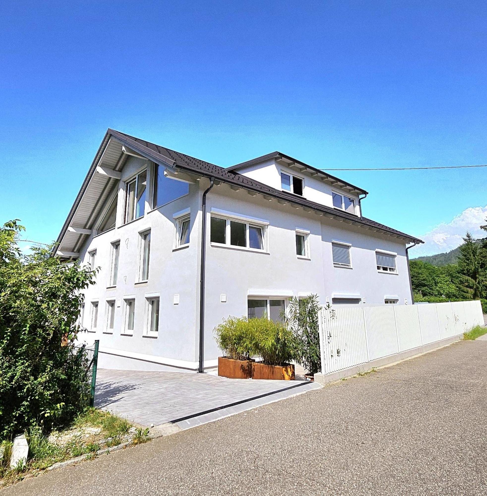 "Casa Antonio" 3 Gehminuten Strandbad Sekirn, Inkl Seezugang المظهر الخارجي الصورة